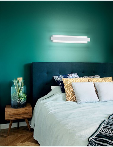 Fabas Luce Applique da parete a LED per camera da letto con braccio lungo  orientabile Vietri - 8W - 3000k Luce Calda